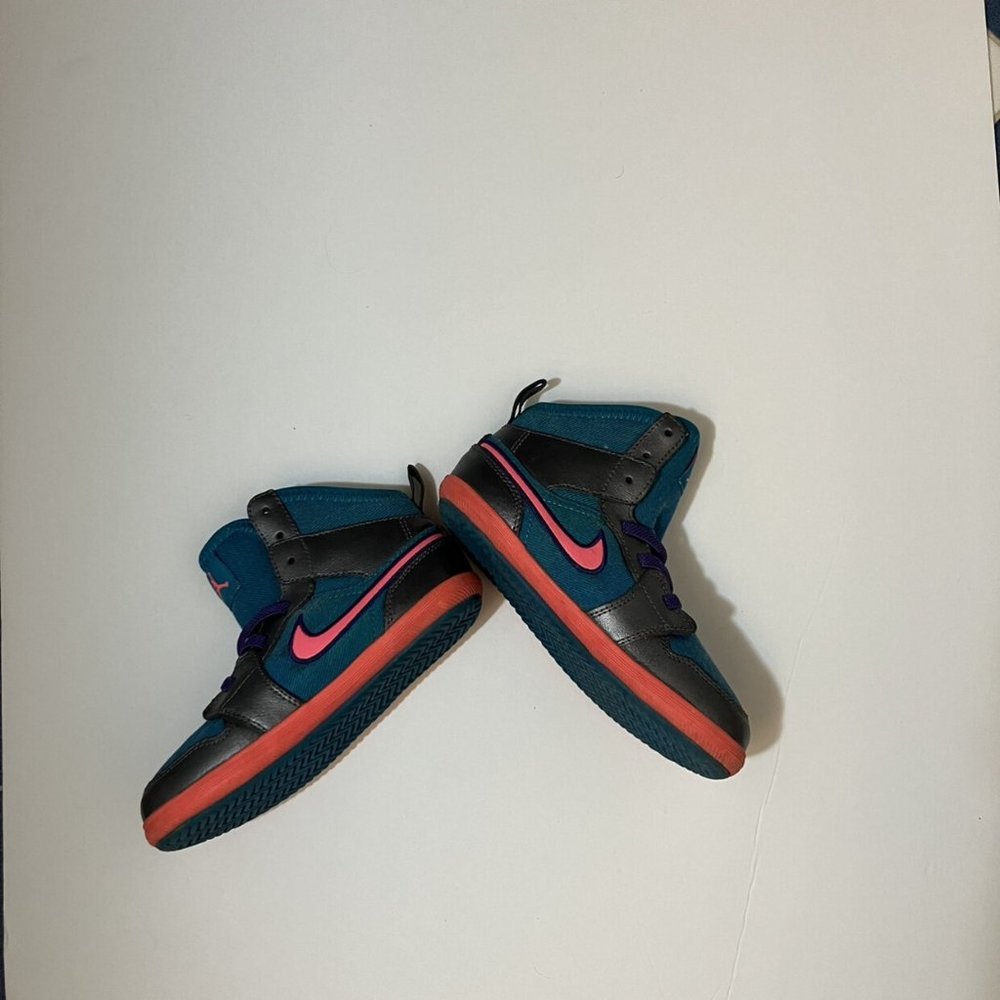 Nike Jordan 1 Skinny High Tropical Teal Sneakers, size 10c - Picture 3 of 7